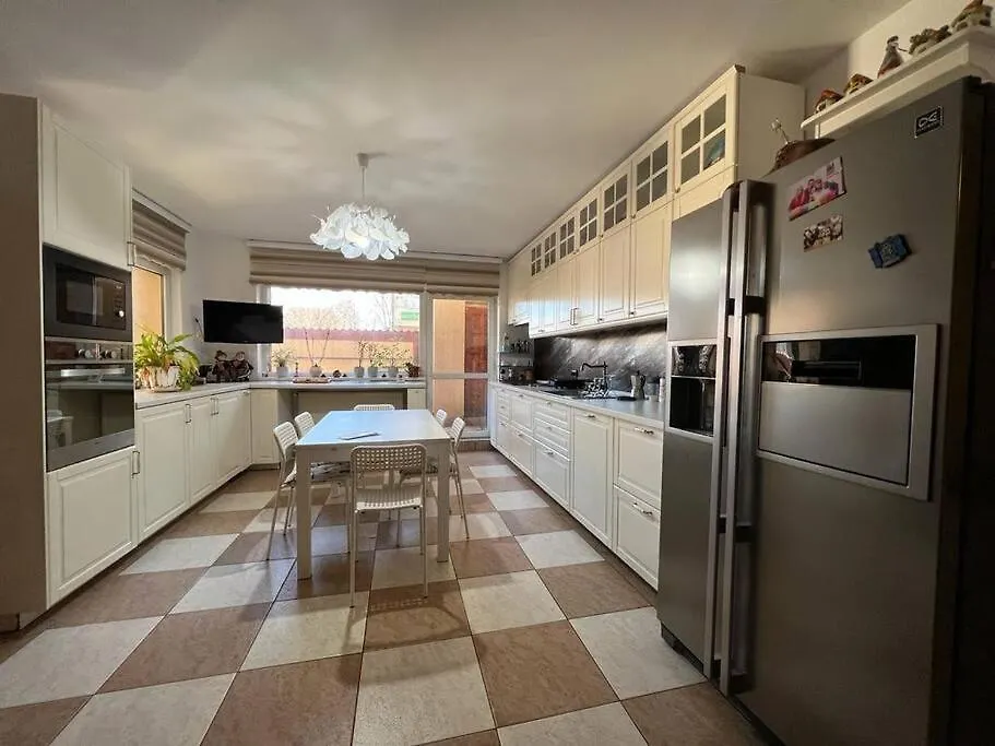 Vila 8 Oaspeti Bükreş Romanya