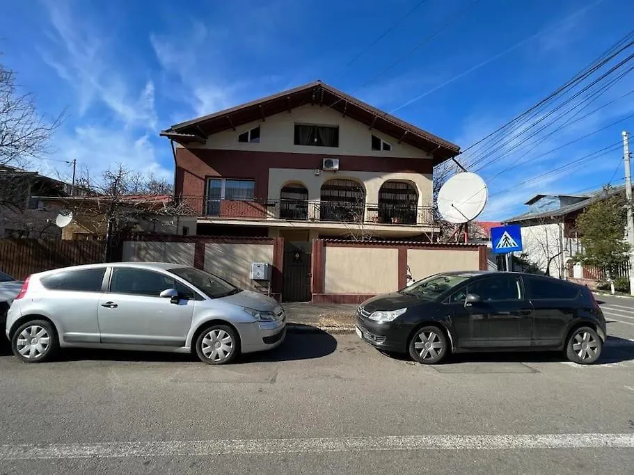 Vila 8 Oaspeti Bucharest